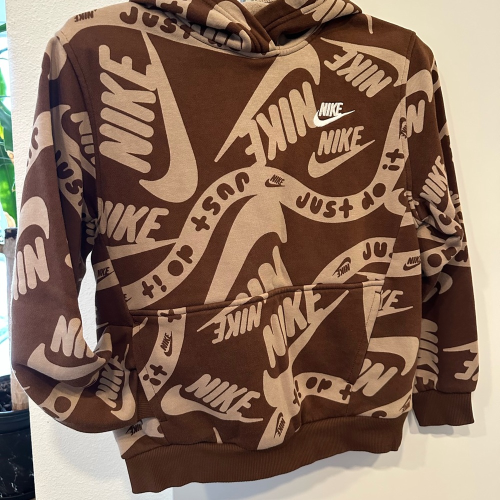 Nike Boys Sweatshirt Hoodie pullover